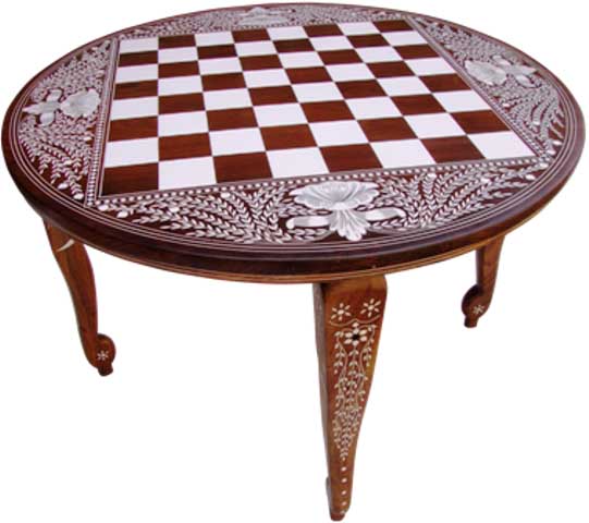 Round Chess Table